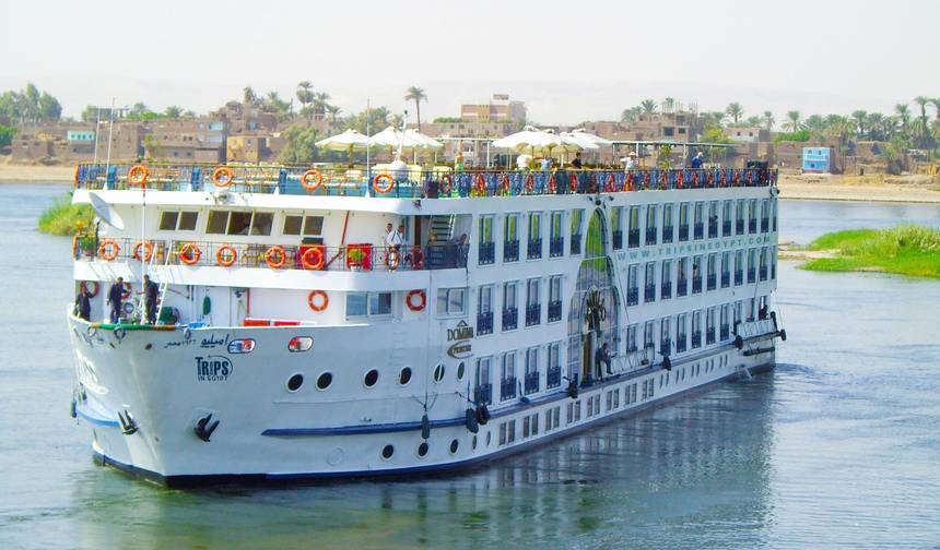 Unforgettable Egypt: 8 Nights of Pyramids, Nile Cruise, Alexandria & Hurghada by Flight — 1