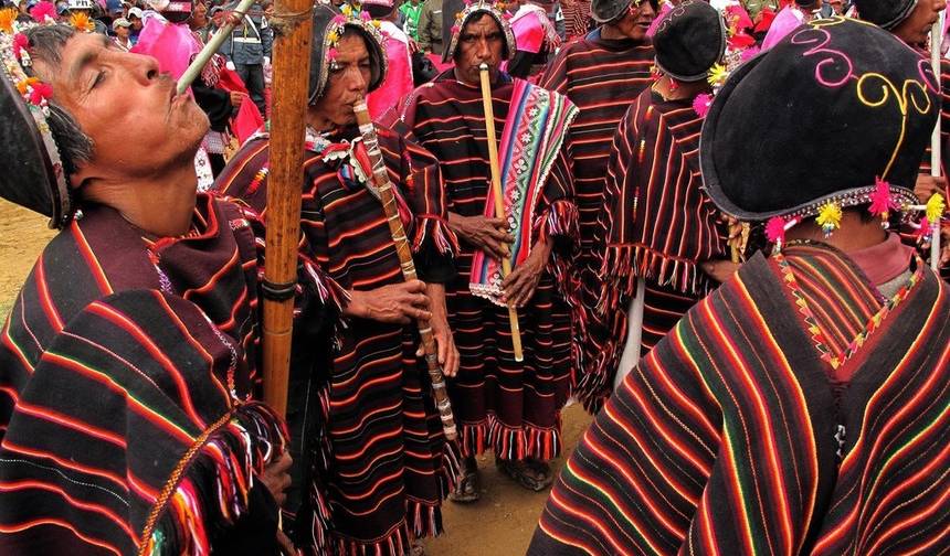 10 Dias de Destaques Multiculturais Bolivianos — 1
