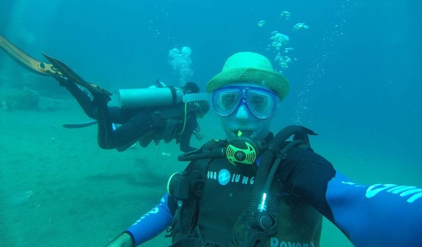 Zanzibar 8 days Diving Holiday, Dive & Relaxation Getaway Trip Experience — 1