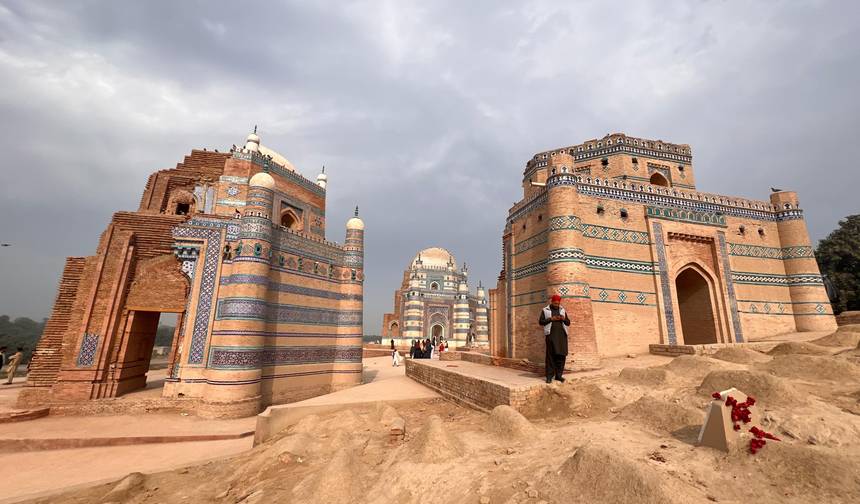 جولة استكشافية عميقة في باكستان — 1