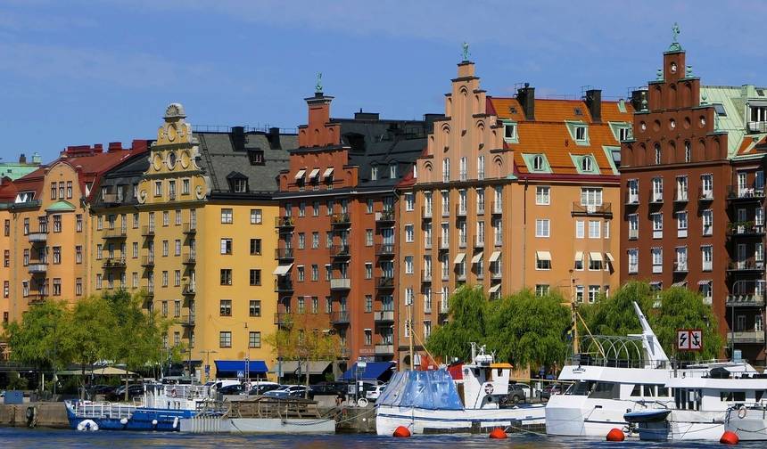 4 Day Stockholm including Wildlife Safari, Hike in Nature Reserve & Kayak Boat Tour — 1