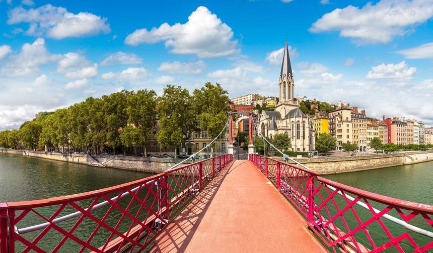 Flavors of Burgundy (Christmas Cruise) 2026 — 1