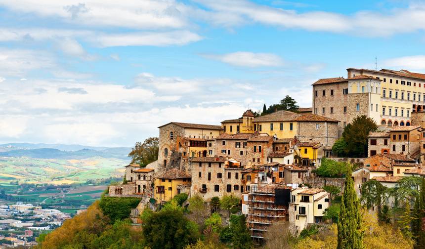 Hilltowns of Umbria, Self-Drive — 1