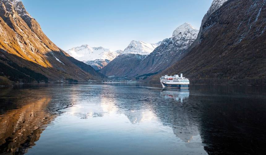 Havila Voyages Bergen-Kirkenes-Bergen (28 destinations) — 1