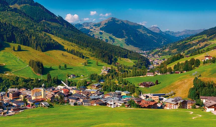قمم سالزبورغ وجبال الألب Kitzbühel — 1