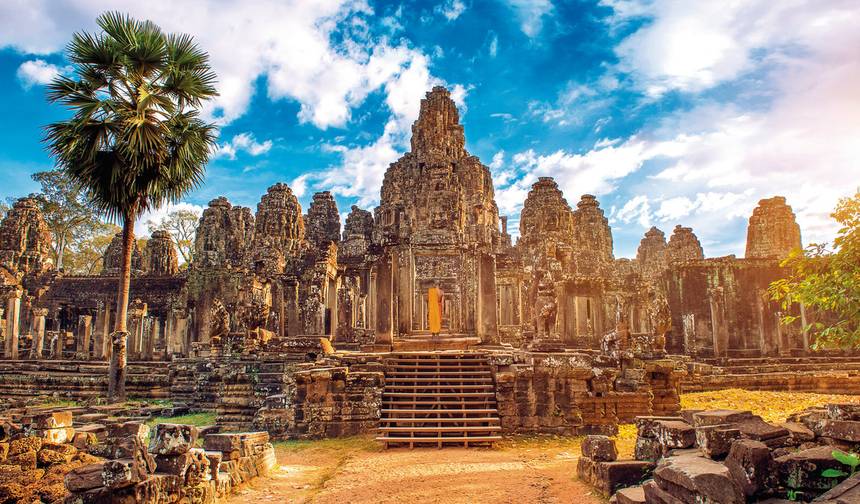 Cambodia's temples and Dream beaches (group tour) — 1