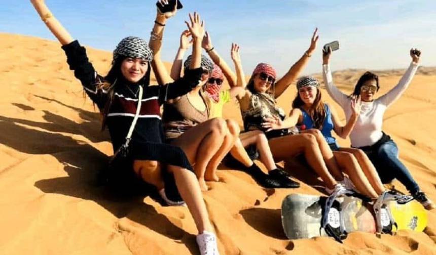 3-dniowa prywatna wycieczka po pustyni z Marrakeszu do Erg Erg Chebbi, luksusowy obóz na pustyni, przez Góry Atlas i Kasbah Ait Benhadda, Ouarzazate — 1