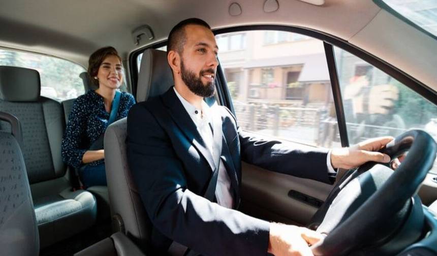 Private Transfer from Fez Airport to your accommendation in Fez (Including SIM Card) — 1