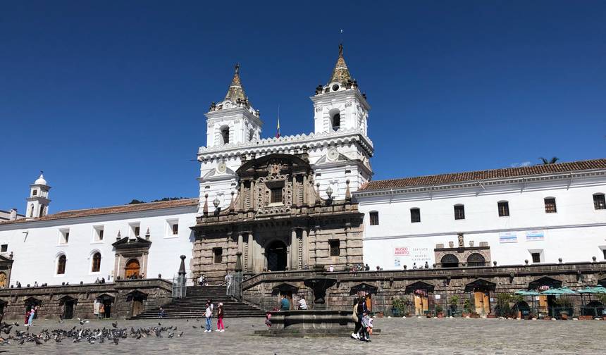 Aventura de 5 Dias no Equador: Pontos Imperdíveis de Quito e Joias Próximas — 1