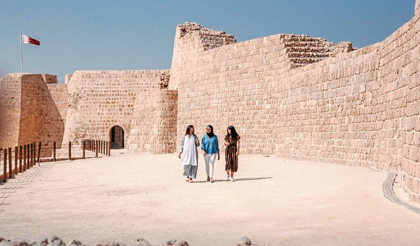 Bahrain Relaxed - The Island Kingdom of pearl divers — 1