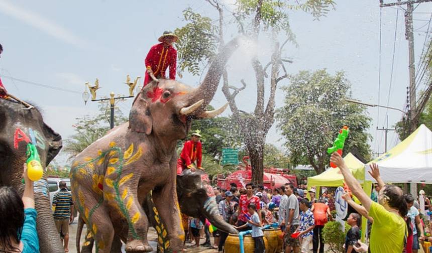 5 Days Phuket Songkran Festival  (private guide & driver） — 1