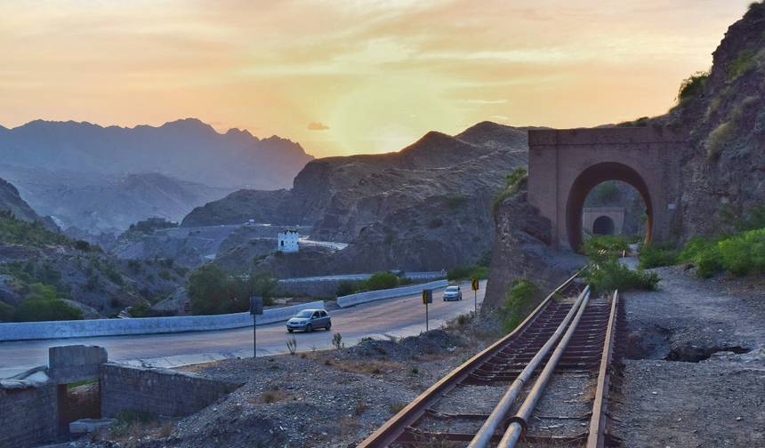Excursão pela Cidade de Peshawar e o Passo Khyber — 1