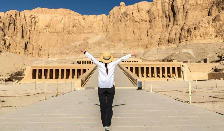 جولة كلاسيكية لمدة 12 يومًا في مصر ورحلة نيلية (القاهرة - الجيزة - الأقصر - أسوان - الغردقة) — 1