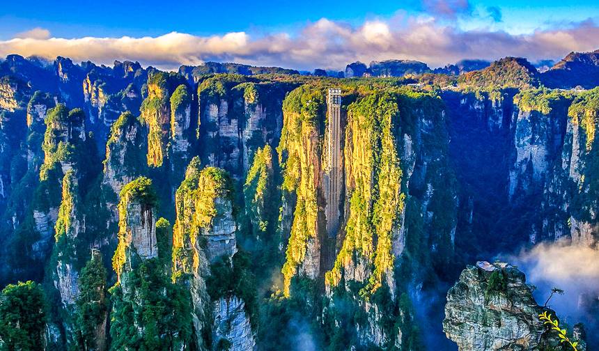 張家界を巡る9日間中国旅行：5つ星ホテルとオールインクルーシブの豪華グループツアー — 1
