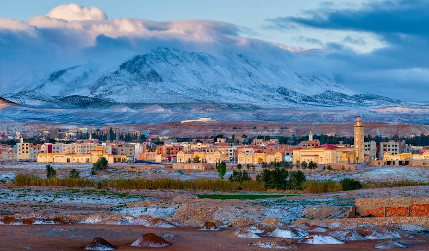 Fantasias de Espanha e Portugal e o Misterioso Marrocos — 1