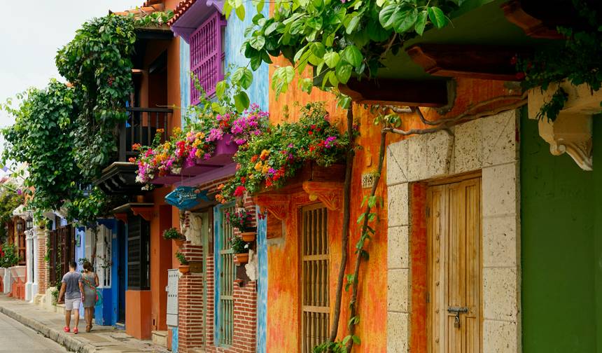 Esplendor Colonial da Colômbia Encontra Beleza Cênica — 1