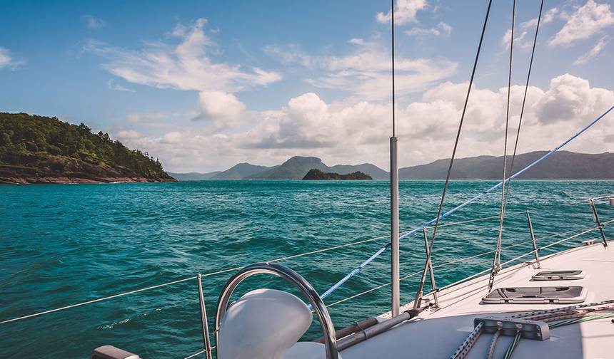 Essential Brisbane to Cairns — 1