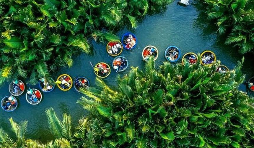 Indochina Odyssey in 17 days — 1