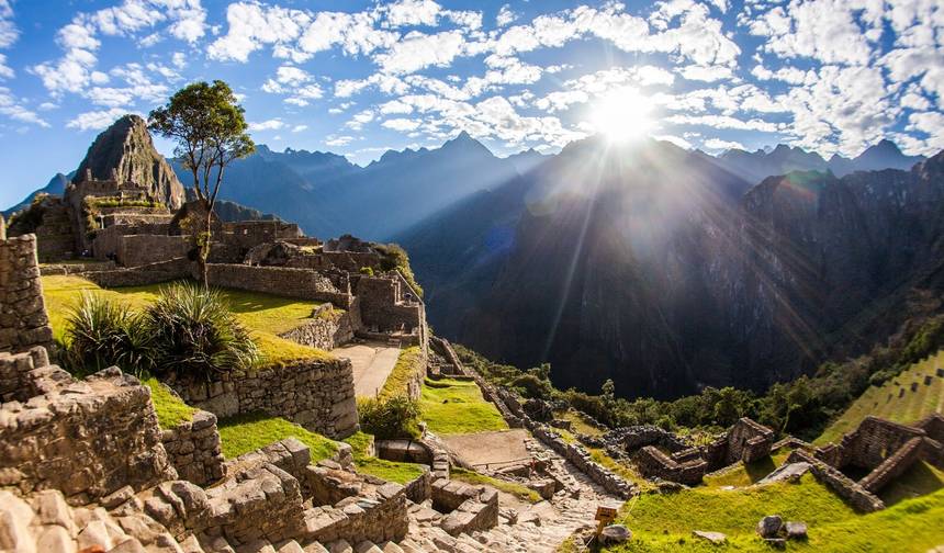 7-Day New Dawn in Machu Picchu: Lima, Cusco & Sacred Valley — 1