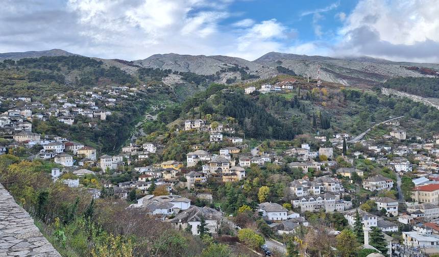 جولة بالدراجة في ألبانيا — 1