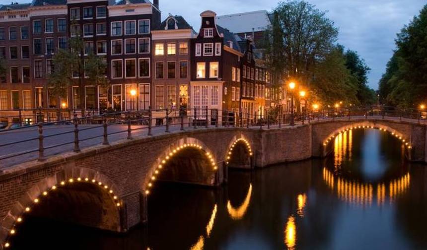 Paris and Amsterdam in a Week — 1