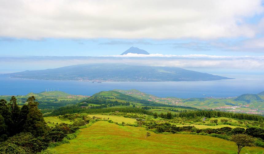 Azores ─ Volcanic Islands in the Atlantic — 1