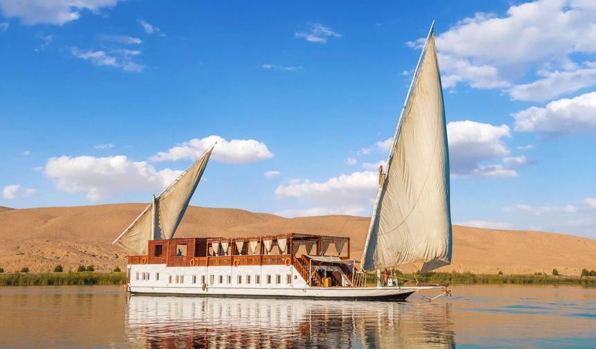 CRUZEIRO DAHABEYA NO NILO DE ASSUÃO A LUXOR — Seguindo o Rio da Civilização — 1