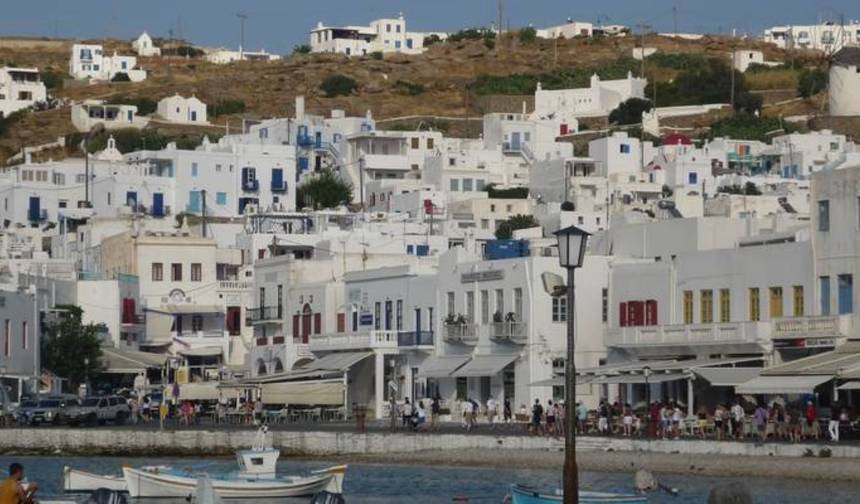 Athens and Santorini in 6 Days — 1