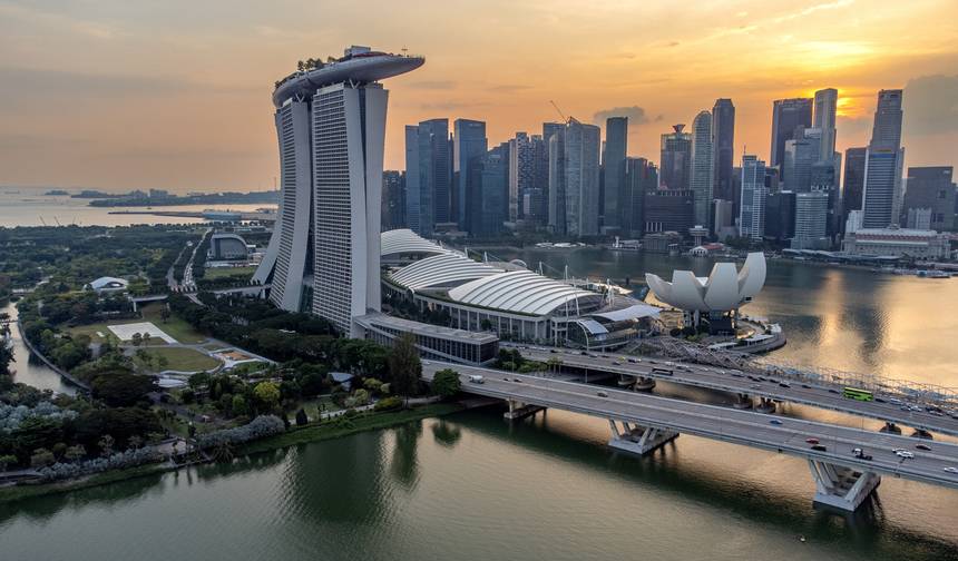 Bali i Singapur — 1