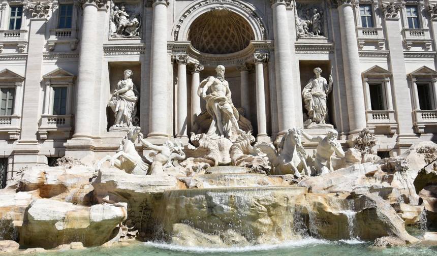 13日間で巡るイタリアの最高傑作！ — 1