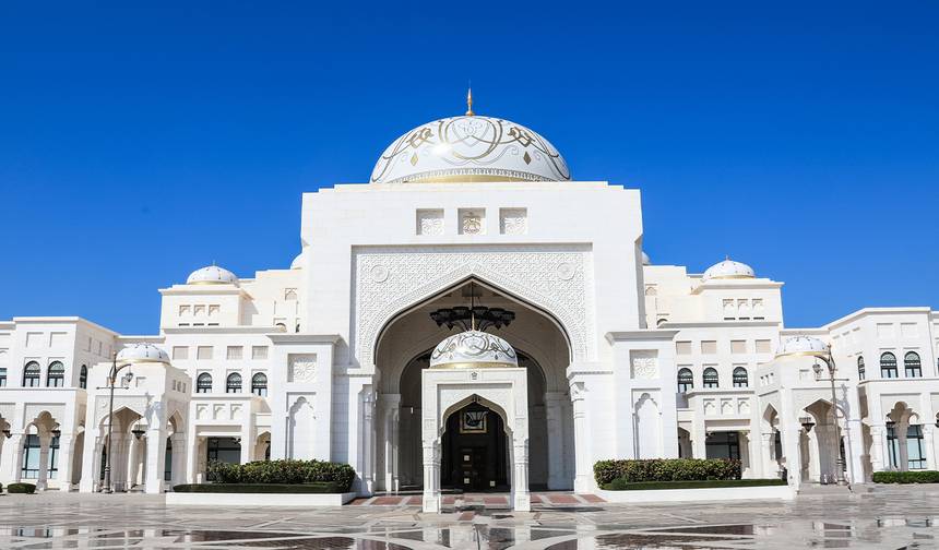 Abu Dhabi Explorer From Dubai - 3 days — 1