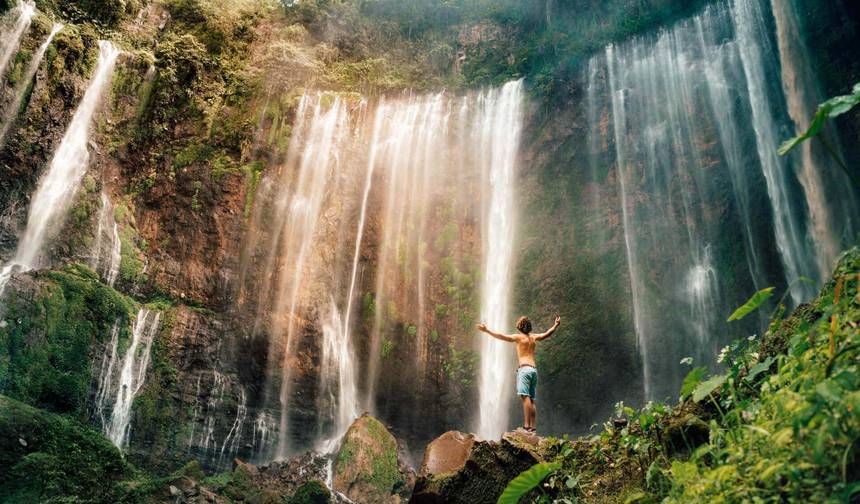From Yogyakarta: Tumpak Sewu Water fall, bromo and Ijen Tour — 1