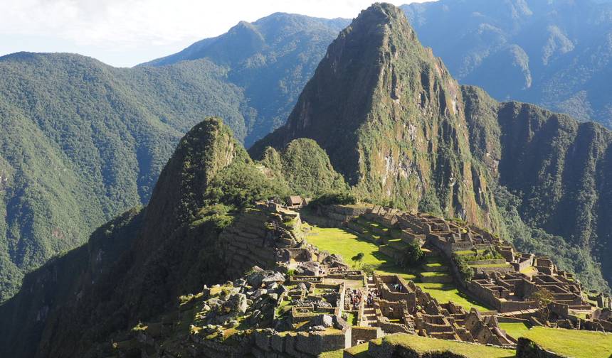 15-Day Colombia & Peru Tour: Medellín to Puno with Inca Trail — 1