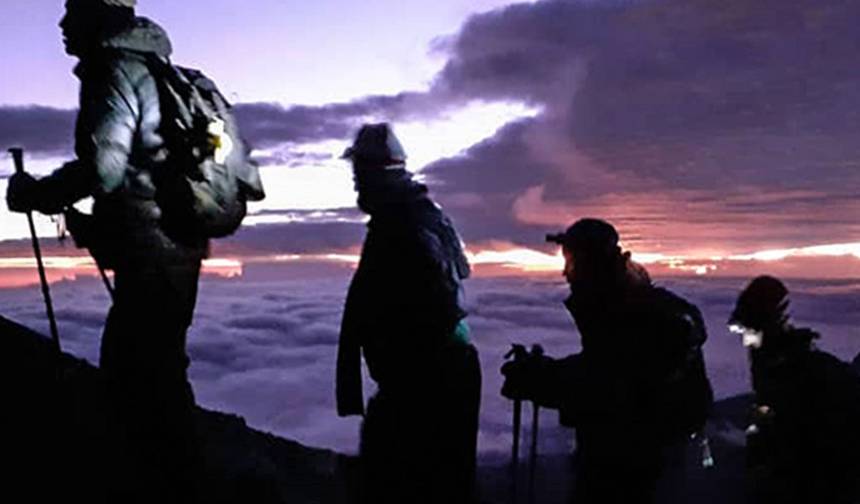 6 Days Kilimanjaro Climb - Marangu Route — 1