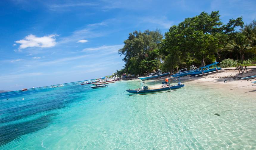 Indonesia: Candidasa, Mt Rinjani & the Gilis — 1