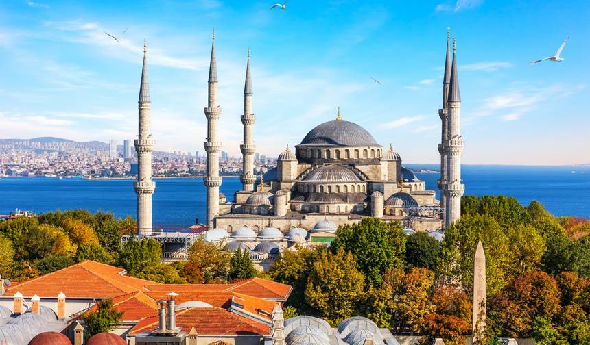 اليونان الكلاسيكية البرية: من أثينا إلى اسطنبول — 1