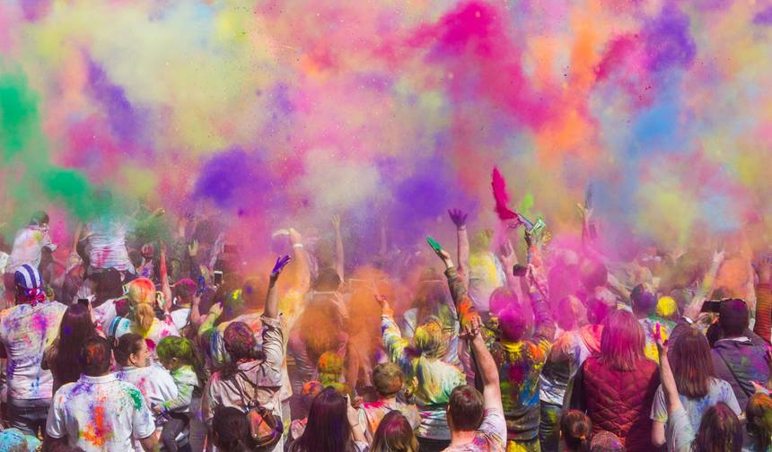 Holi festival in INDIA — 1