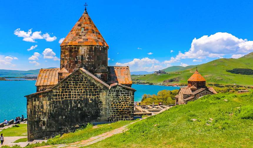 Customized 4 Days Armenia Private Tour with 4-star Hotel (Private Guide & Driver) — 1