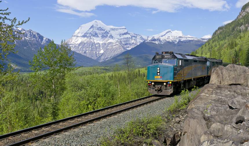 Excursão de 7 Dias pelas Montanhas Rochosas Canadenses de Calgary | Experiência de Ônibus e Trem VIA Rail para Vancouver — 1