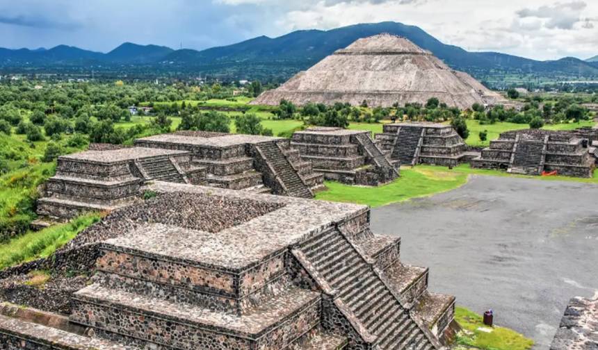 Guatemala and Mexico -  11 Days — 1