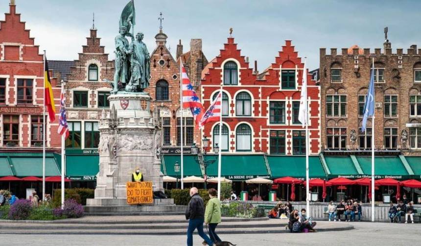 Amsterdam, Brugia, Luksemburg i Paryż w 8 dni — 1