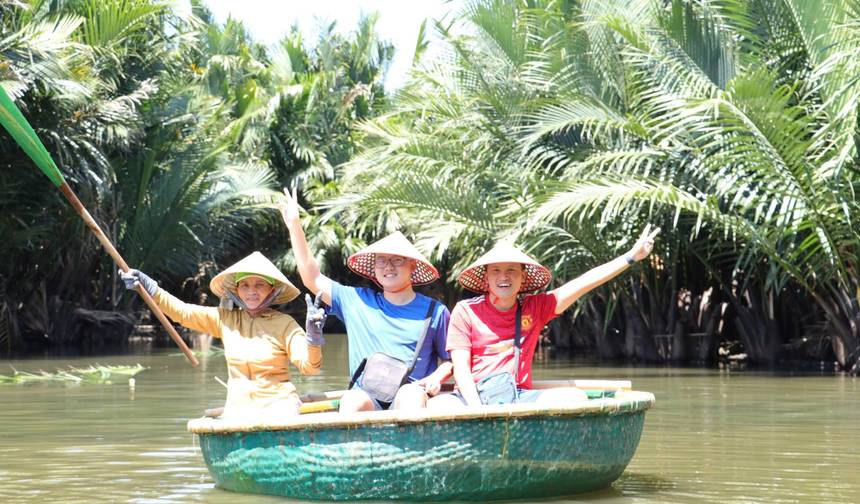 جولة أبرز معالم فيتنام لمدة 10 أيام 2026: Ho Chi Minh, Da Nang, Hoi An, Hanoi و Halong Bay — 1