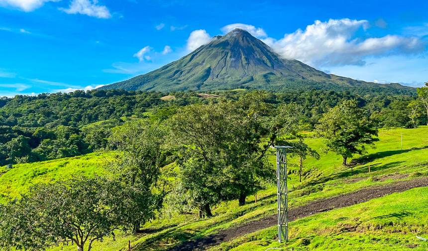 Customized 11 Days Costa Rica Private Guided Tour for Nature Lover, Daily Start — 1