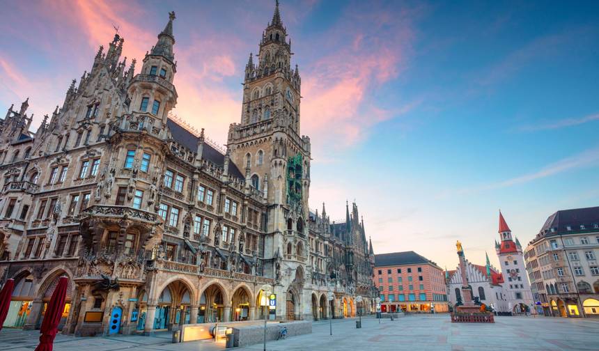Prague, Munich and Austria GO — 1