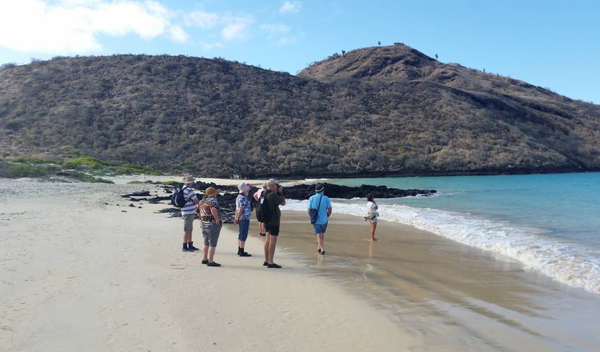 Machu Picchu & Galapagos with Amazon Rainforest – 12 Days of Essentials — 1