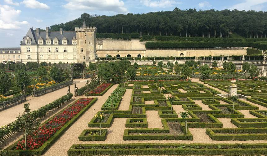 Loire Castles - Guided e-Bike Tour (8 Days — 1