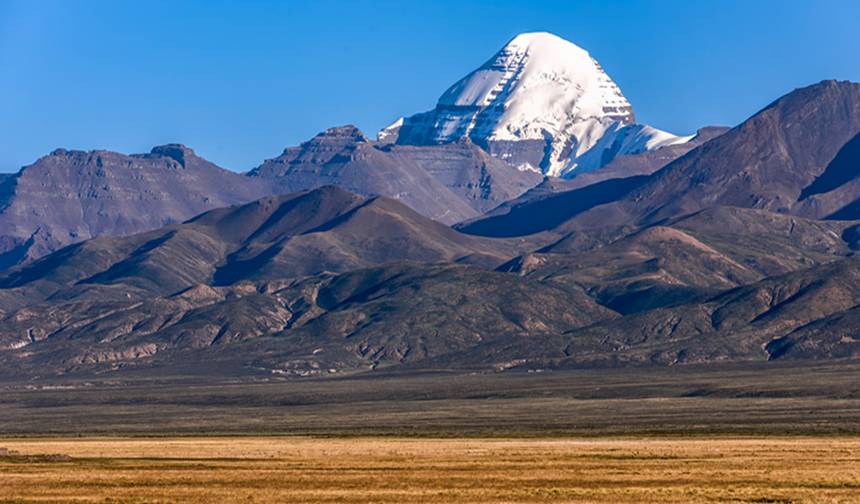 8 Days Tibet Small Group Tour: Lhasa to Mt. Everest Base Camp — 1