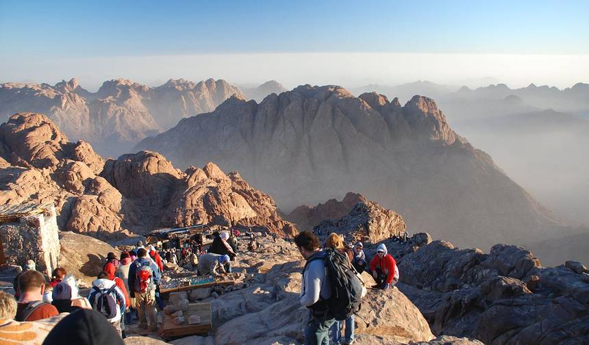Aventura Noturna de 2 Dias no Monte Sinai e Santa Catarina a partir de Sharm El Sheikh — 1