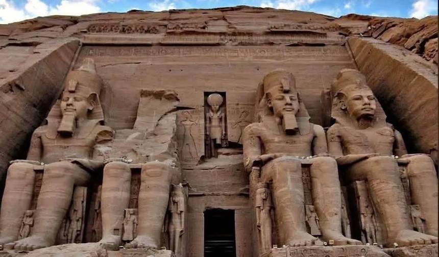 Treasures of Ancient Egypt – 9 Days — 1