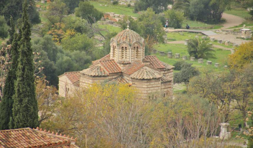 JOURNEY TO CRETE — 1